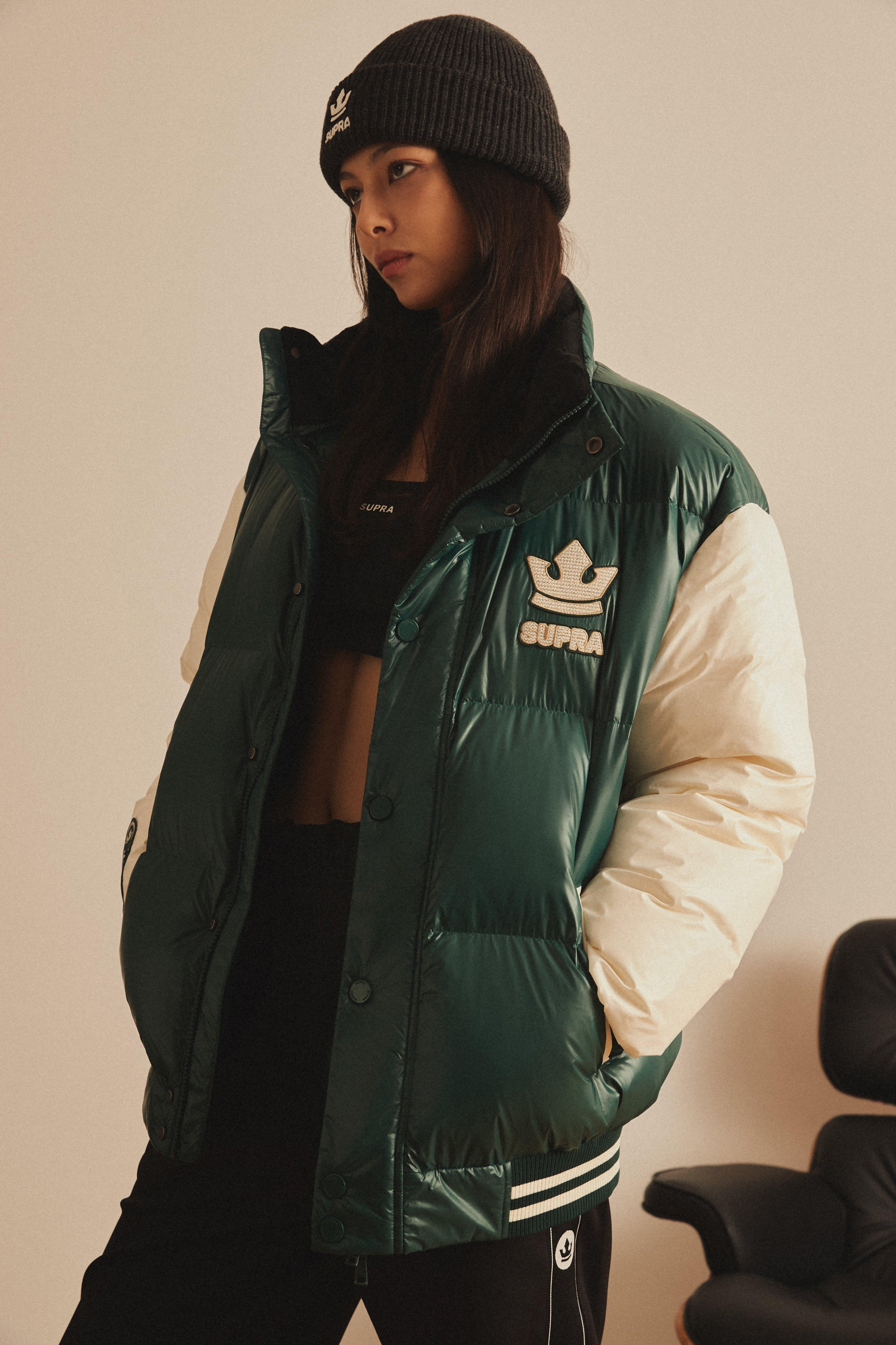 바시티 다운 패딩