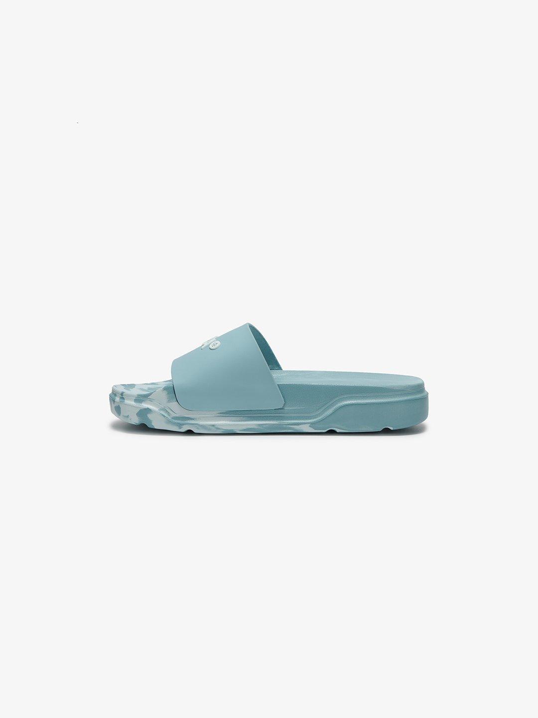 ESSENTIAL SLIDE