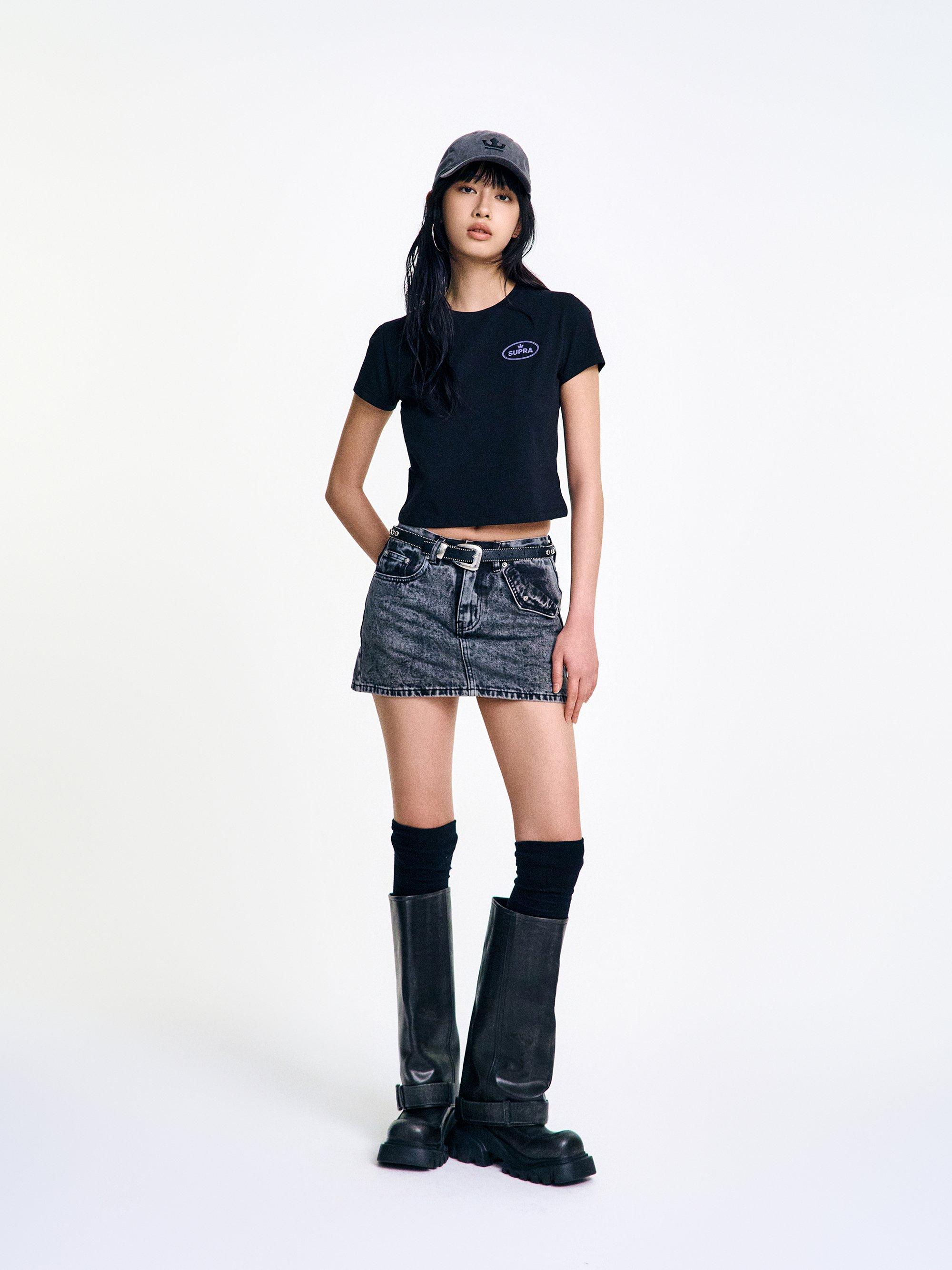 여성 서클 크라운 그래픽 반팔 티셔츠